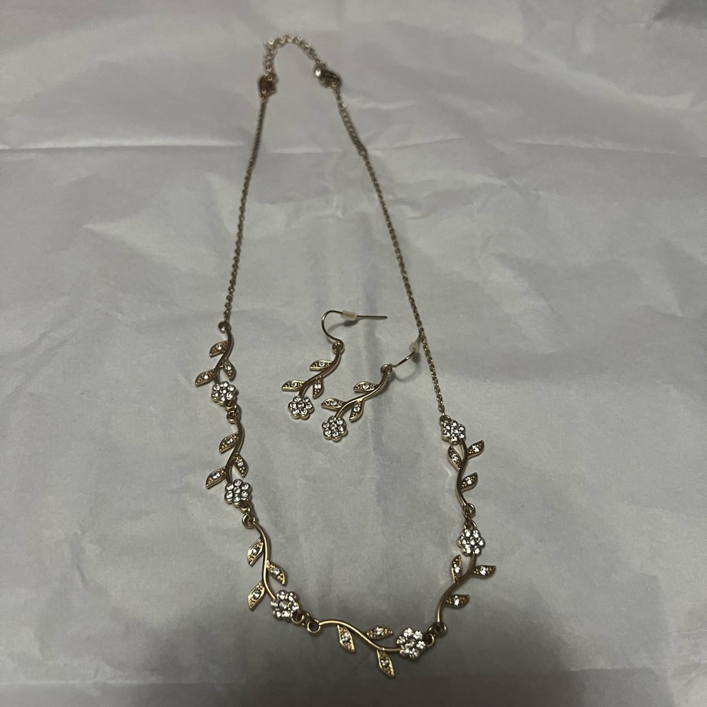Pave Crystal Simulated Diamond Leaf Flower Jewelry Set